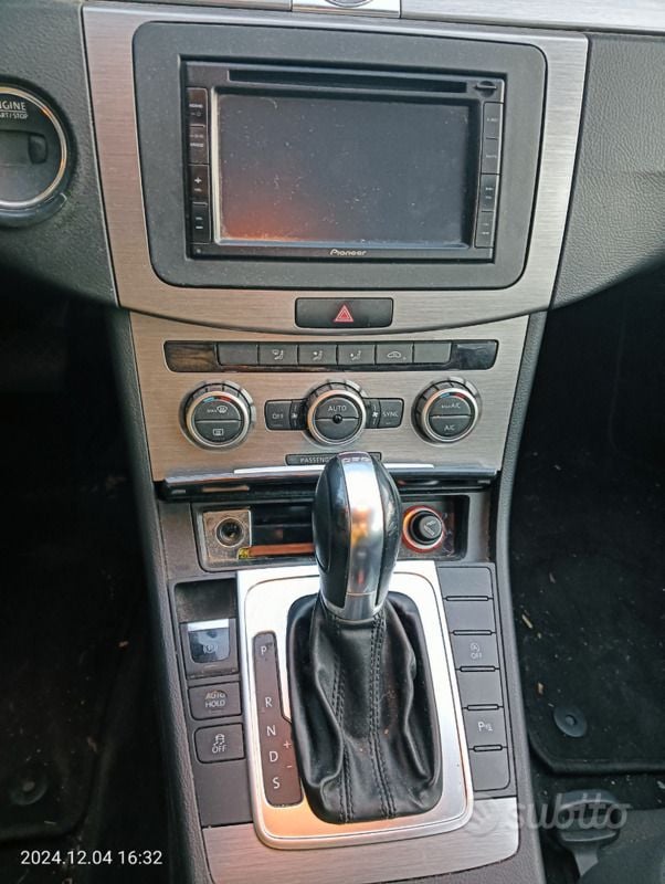 Usata VW Passat 140 CV (102 kW) 2014 Bianco Station wagon