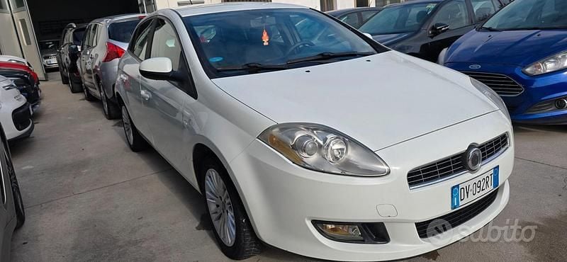 Usata Fiat Bravo Active 89 CV (65 kW) 2009 Bianco Utilitaria