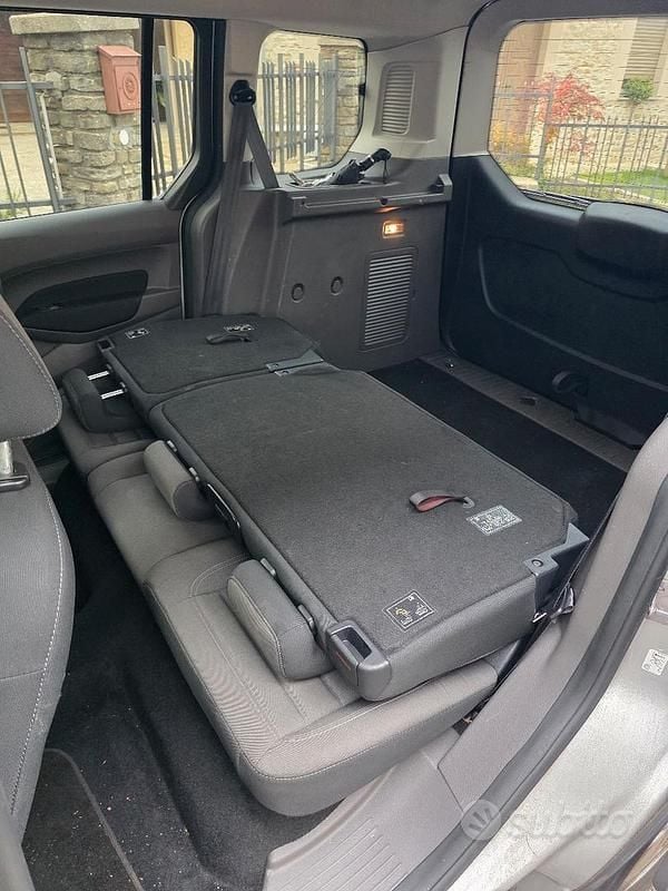 Usata Ford Tourneo Connect 120 CV (88 kW) 2020 Grigio Monovolume