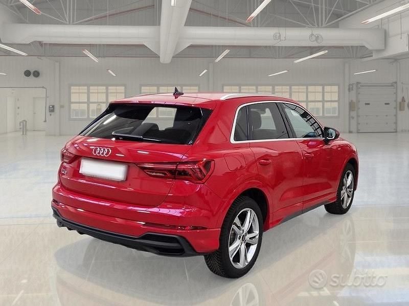 Usata Audi Q3 S-Line 150 CV (110 kW) 2025 Rosso SUV