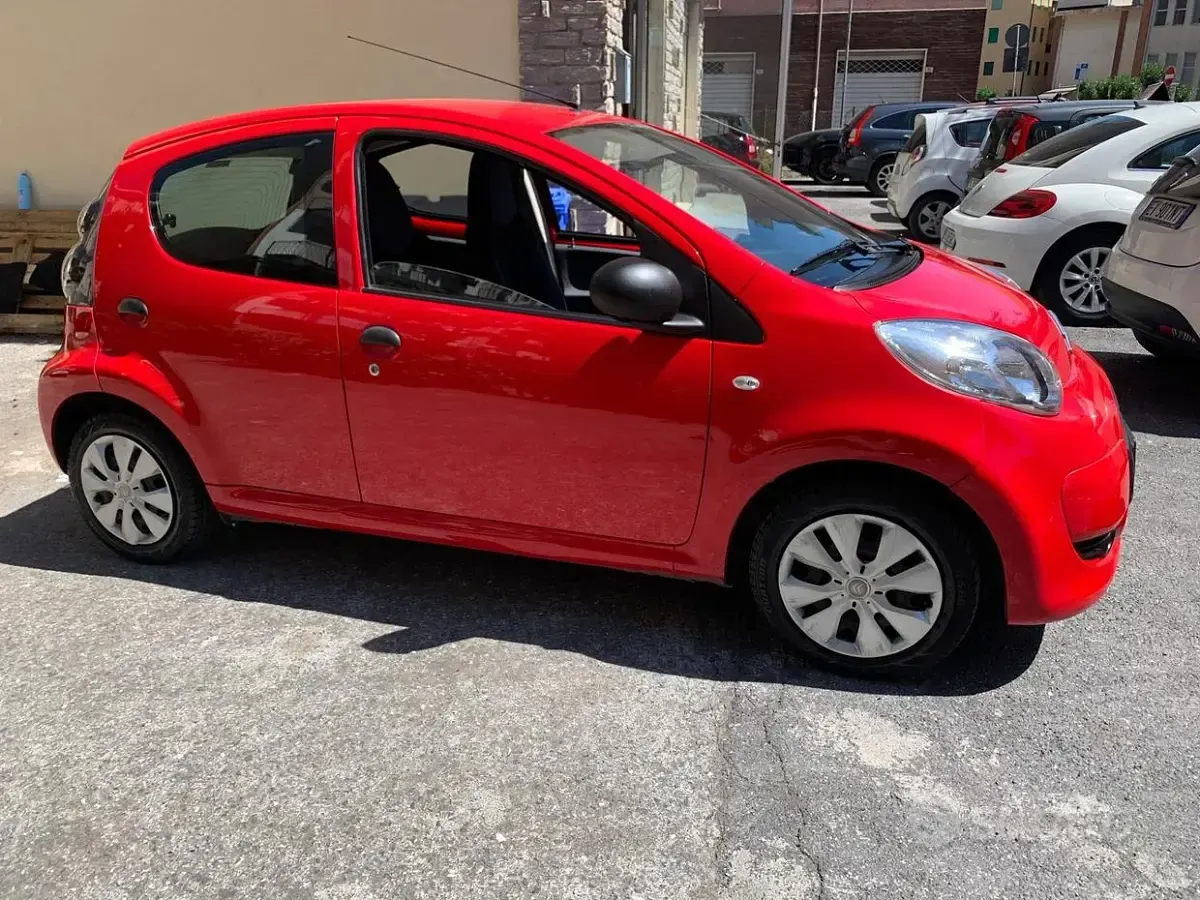 Usata Citroën C1 68 CV (50 kW) 2010 Rosso Utilitaria