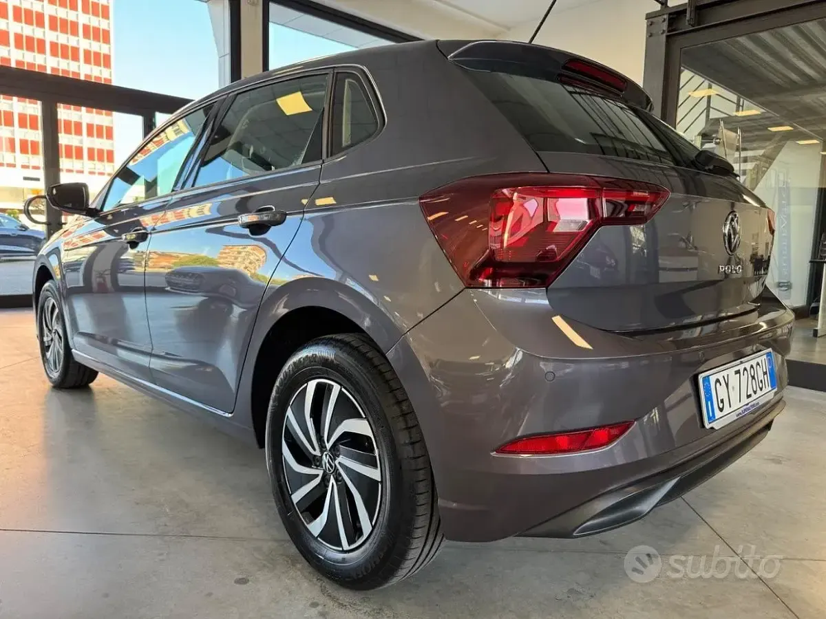 Usata VW Polo Life 95 CV (69 kW) 2025 Smoking grey metallizzato Utilitaria