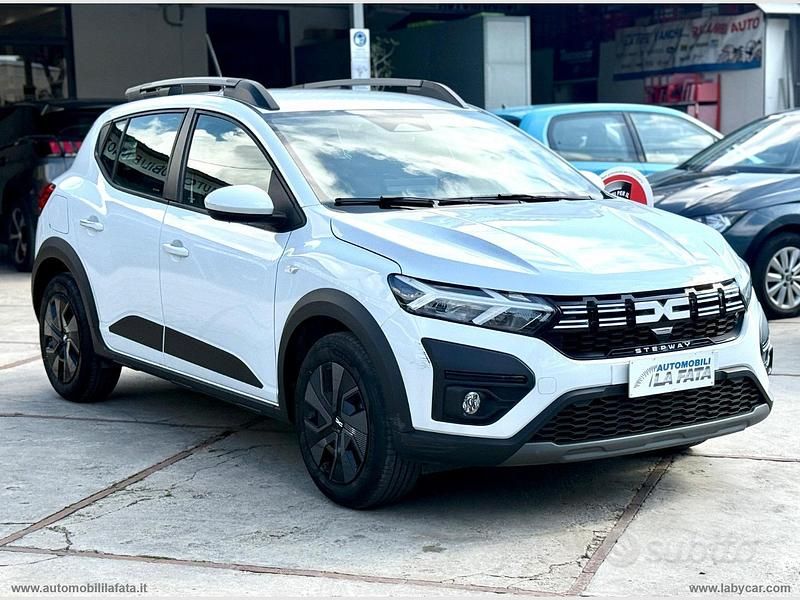 Usata Dacia Sandero Expression 91 CV (66 kW) 2025 Bianco Berlina