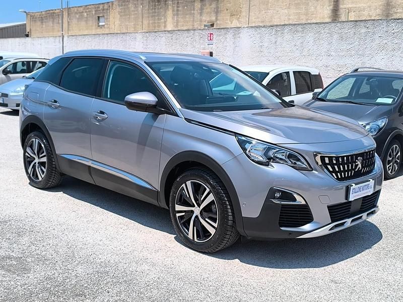Usata Peugeot 3008 Allure 130 CV (95 kW) 2020 Argento Station wagon