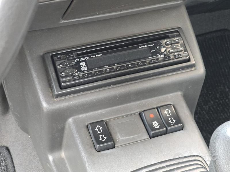 Usata Renault Super 5 54 CV (39 kW) 1990 Verde Utilitaria