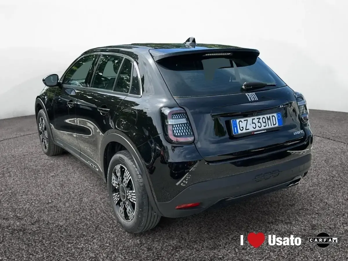 Usata Fiat 600 Pop 145 CV (106 kW) 2025 Nero SUV