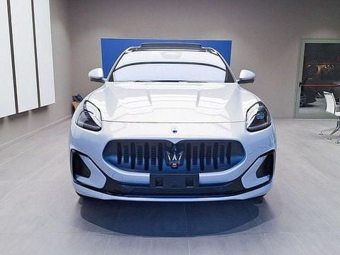 Nuova Maserati Grecale Folgore 409 kW (557 CV) 2026 Bianco SUV
