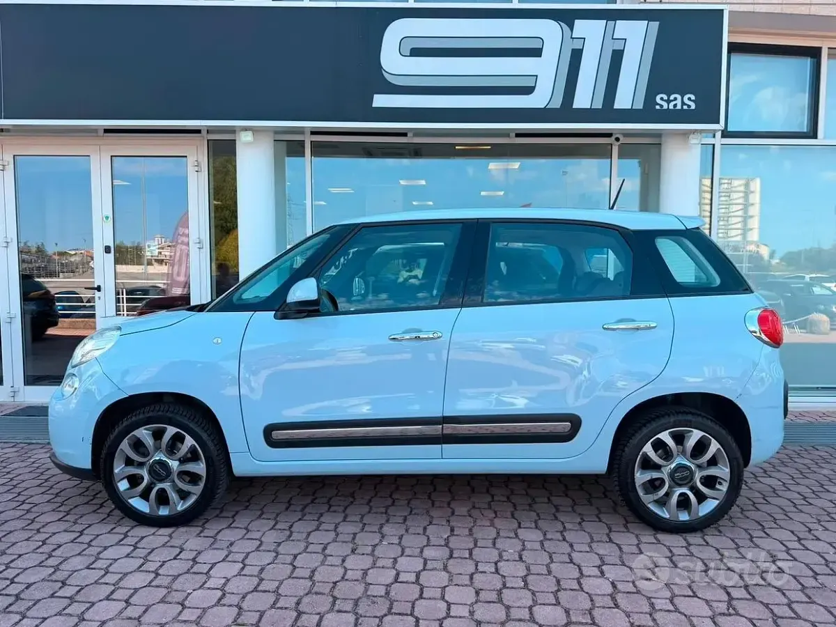 Usata Fiat 500L Lounge 80 CV (58 kW) 2015 Bluazzurro Monovolume