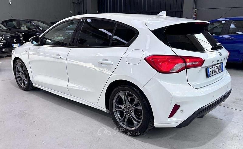 Usata Ford Focus ST-Line 125 CV (91 kW) 2018 Bianco Berlina