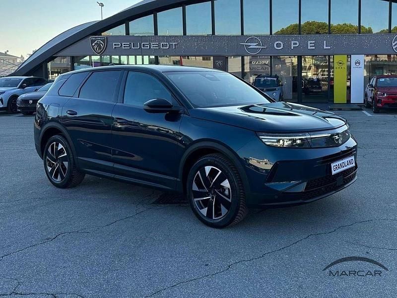 Verde Nuova 2025 Opel Grandland X SUV | 34.100 € (Molto cara) - Immagine 1/4