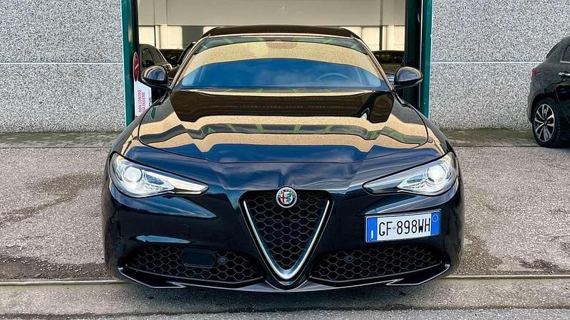 Usata Alfa Romeo Giulia Super 210 CV (154 kW) 2021 Nero Berlina