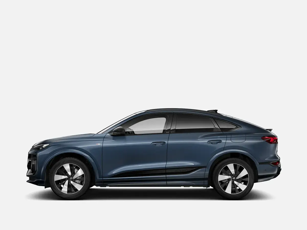 Nuova Audi Q6 Sportback e-tron S-Line 119 kW (163 CV) 2026 Blu plasma metallizzato SUV