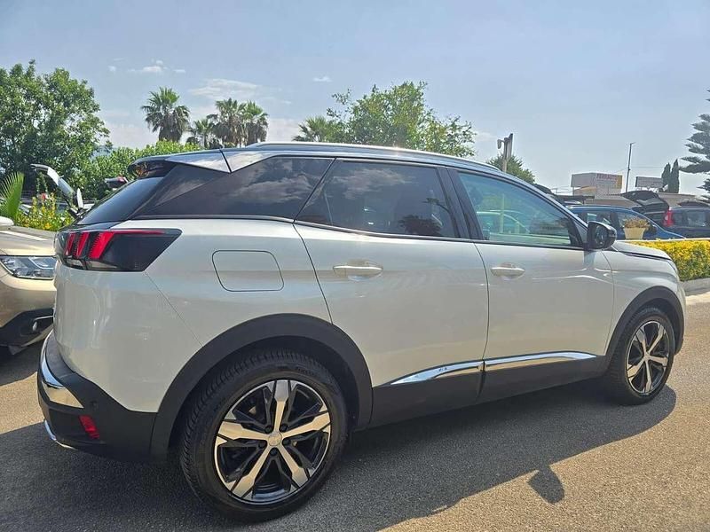 Usata Peugeot 3008 Allure 181 CV (133 kW) 2019 Bianco SUV