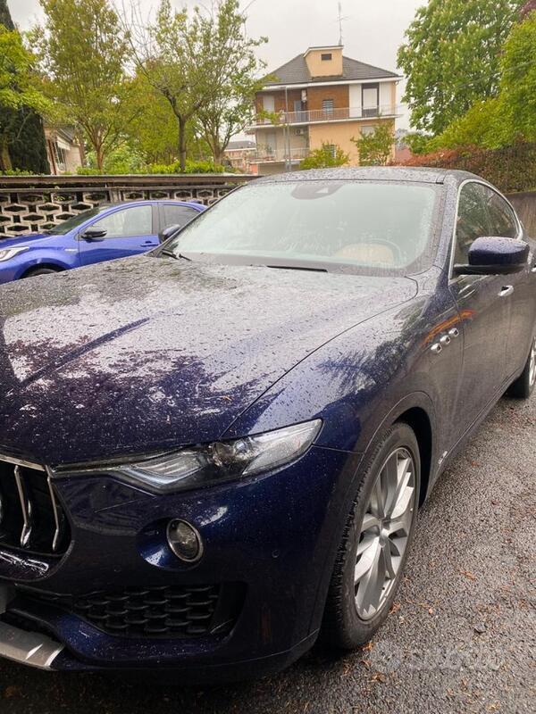 Usato 2018 Maserati Levante 3.0 Diesel 275 CV (41.900 €)