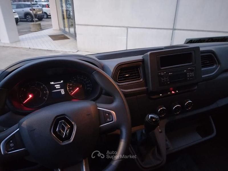 Usata Renault Master 135 CV (99 kW) 2023 Bianco Monovolume