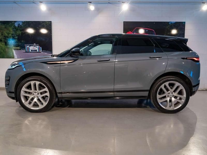 Begagnad Land Rover Range Rover evoque First Edition 179 HK (131 kW) 2019 Grå SUV