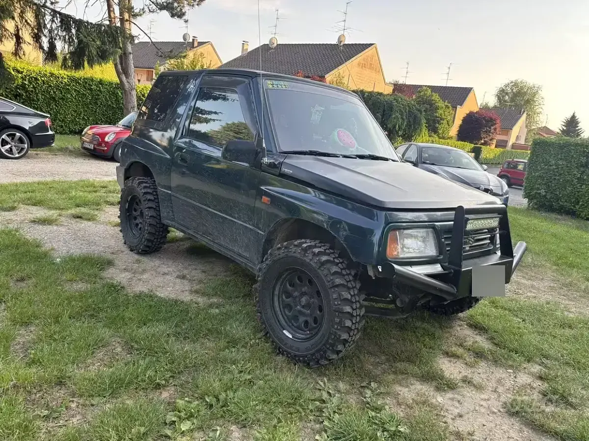 Usata Suzuki Vitara 96 CV (70 kW) 1997 Bluazzurro Station wagon