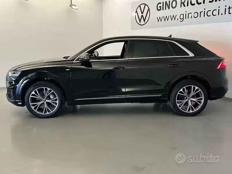 Usata Audi Q8 Sport 231 CV (169 kW) 2022 Nero SUV