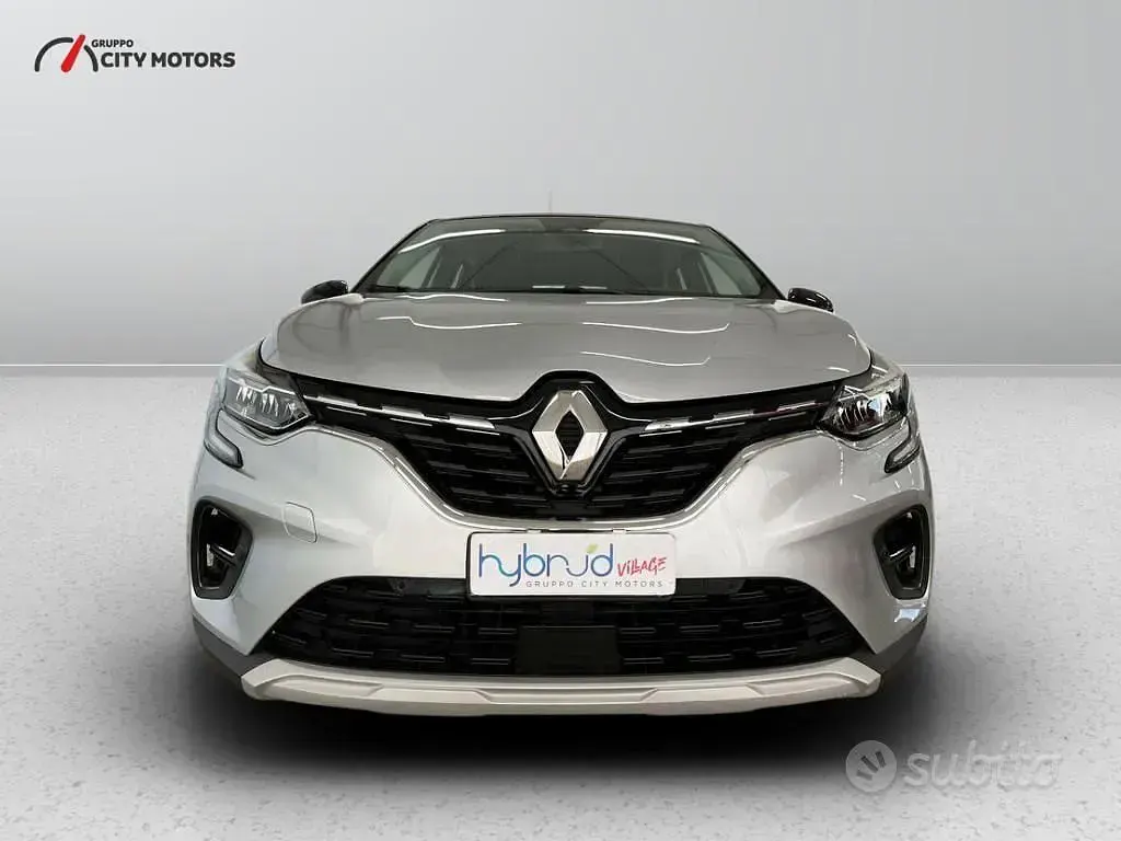 Usata Renault Captur Intens 160 CV (117 kW) 2020 Argento SUV