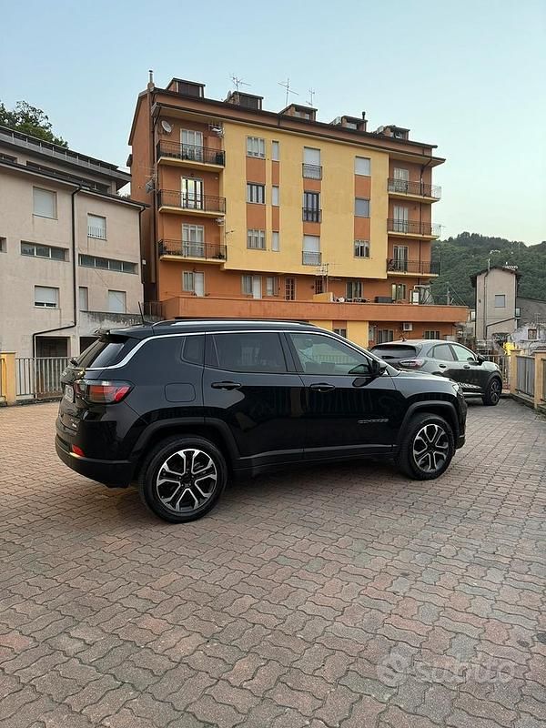 Usata Jeep Compass 130 CV (95 kW) 2021 Nero SUV