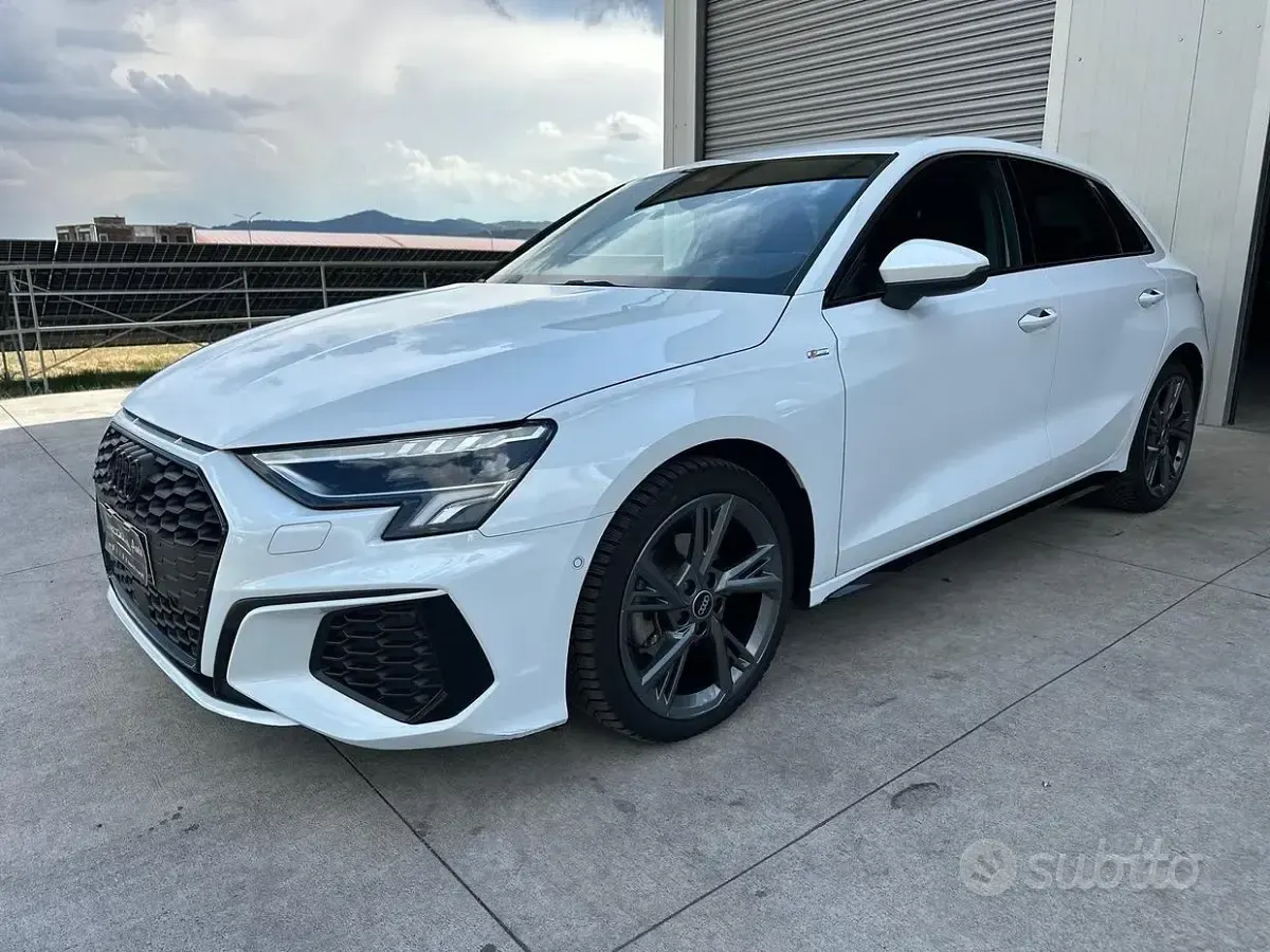 Usata Audi A3 150 CV (110 kW) 2024 Bianco Berlina