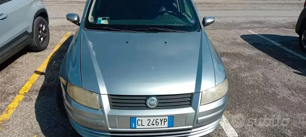 Usata Fiat Stilo 116 CV (85 kW) 2003 Bluazzurro Berlina