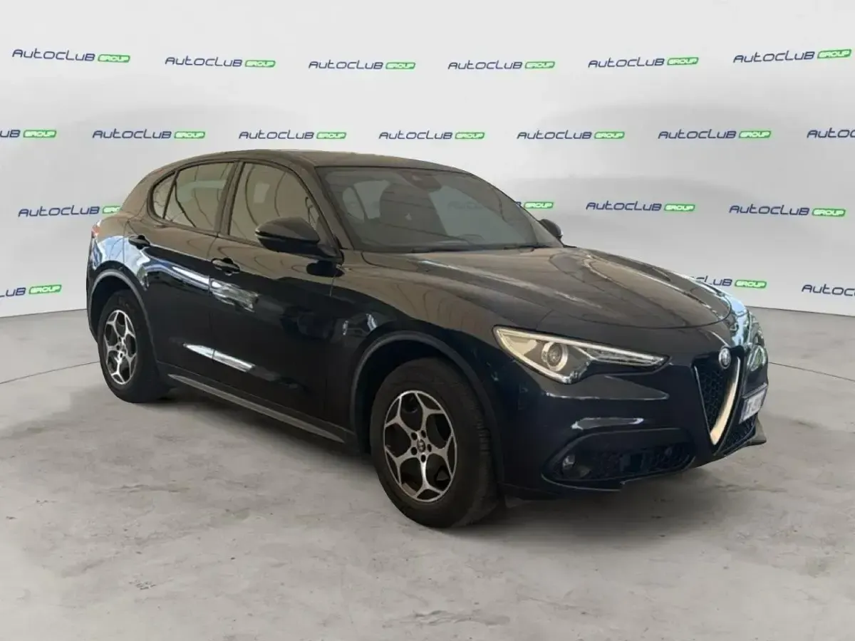 Usata Alfa Romeo Stelvio Business 190 CV (139 kW) 2022 Nero SUV