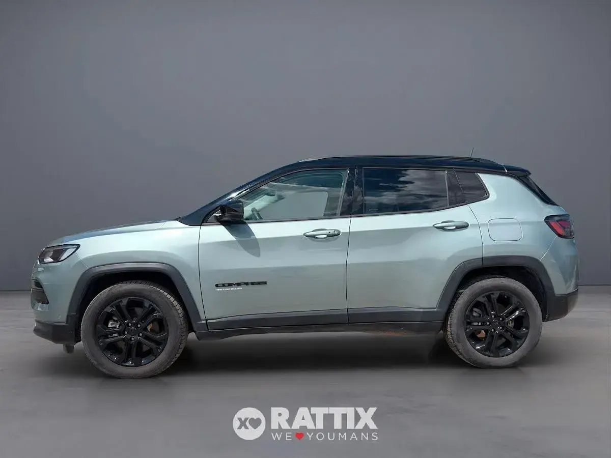 Usata Jeep Compass 179 CV (131 kW) 2022 Matter azure tetto nero SUV