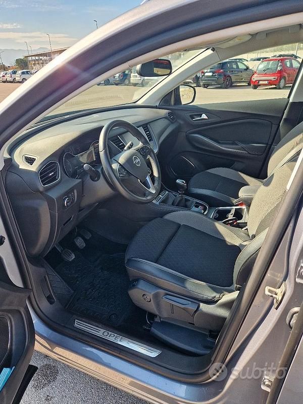 Usata Opel Grandland X 130 CV (95 kW) 2019 Grigio SUV