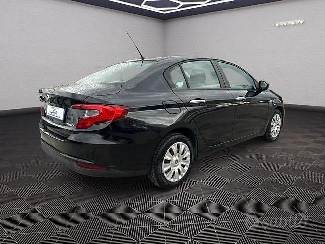 Usata Fiat Tipo Easy 120 CV (88 kW) 2017 Blu Berlina