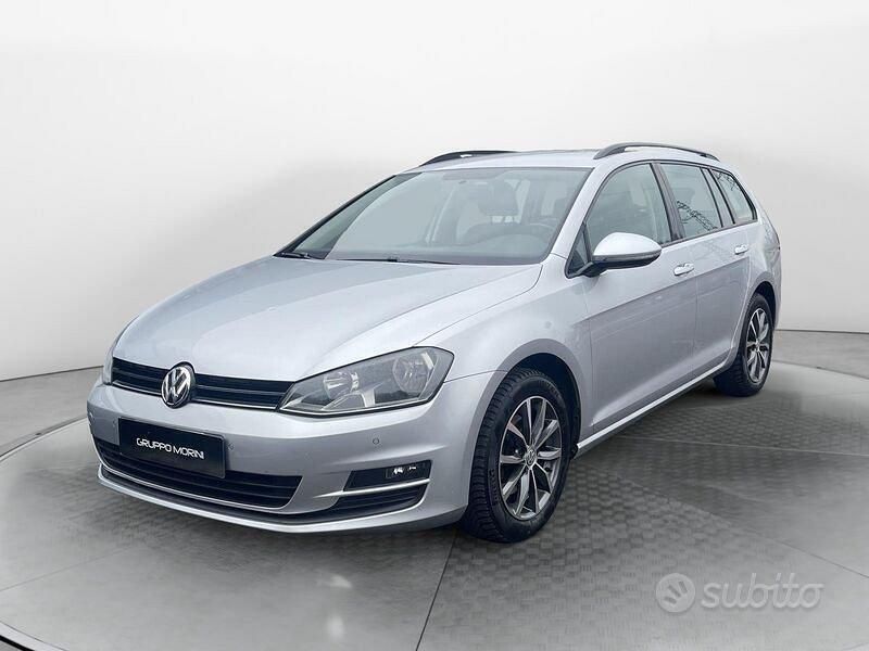 Grigio Usata 2016 VW Golf VII Executive Tre volumi | 8950 € (Super prezzo) - Immagine 1/4