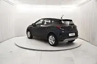 Usata Renault Captur Equilibre 101 CV (74 kW) 2023 Blu marine SUV