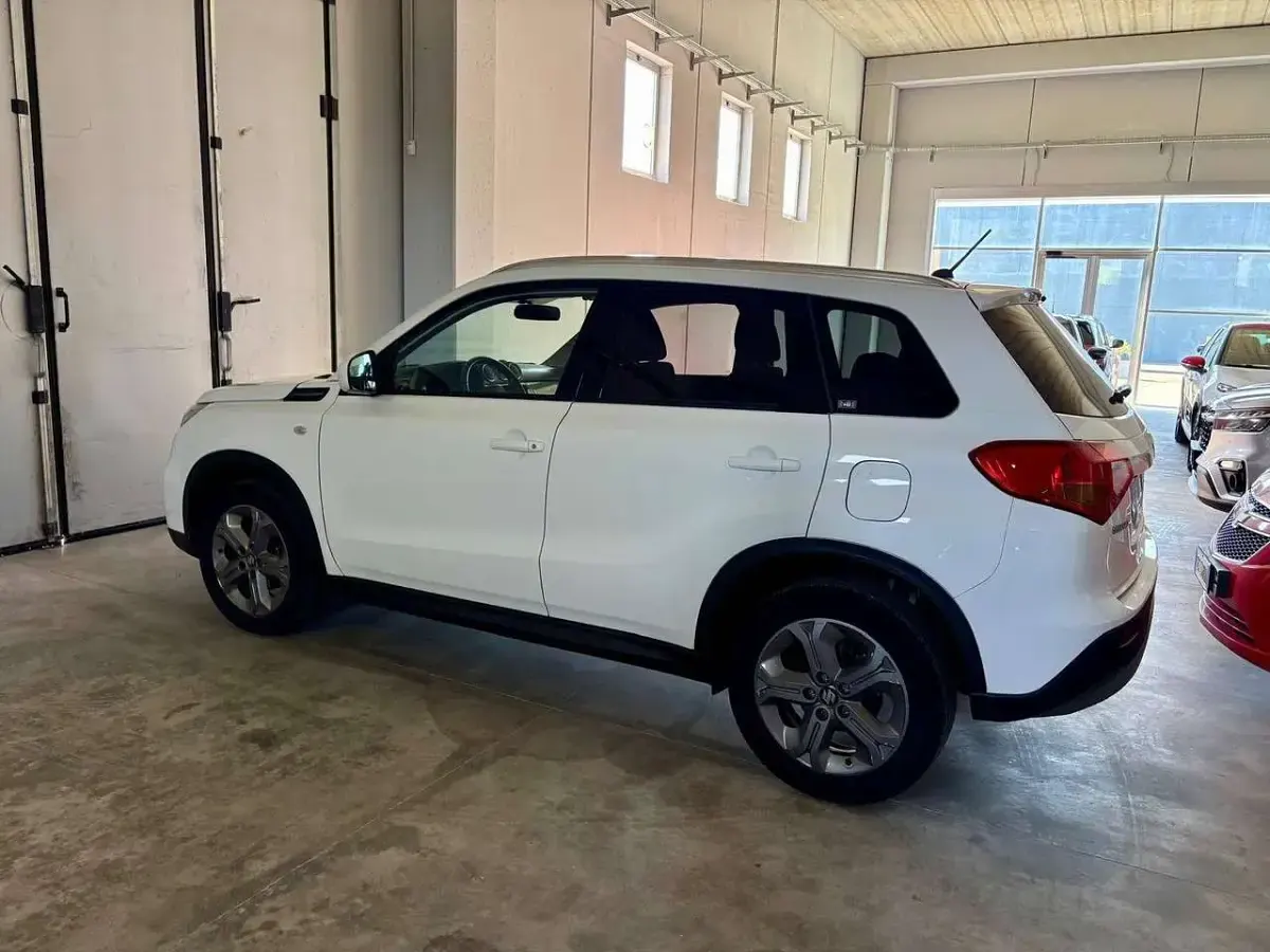 Usata Suzuki Vitara Cool 120 CV (88 kW) 2015 Other SUV