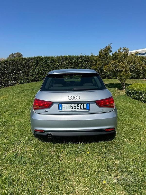Usata Audi A1 116 CV (85 kW) 2016 Grigio Utilitaria