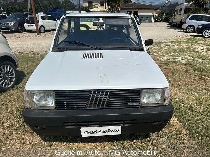 Usata Fiat 750 33 CV (24 kW) 1989 Bianco Berlina