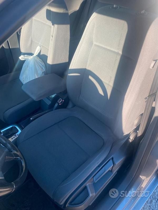 Usata VW Golf VI 105 CV (77 kW) 2008 Grigio Utilitaria