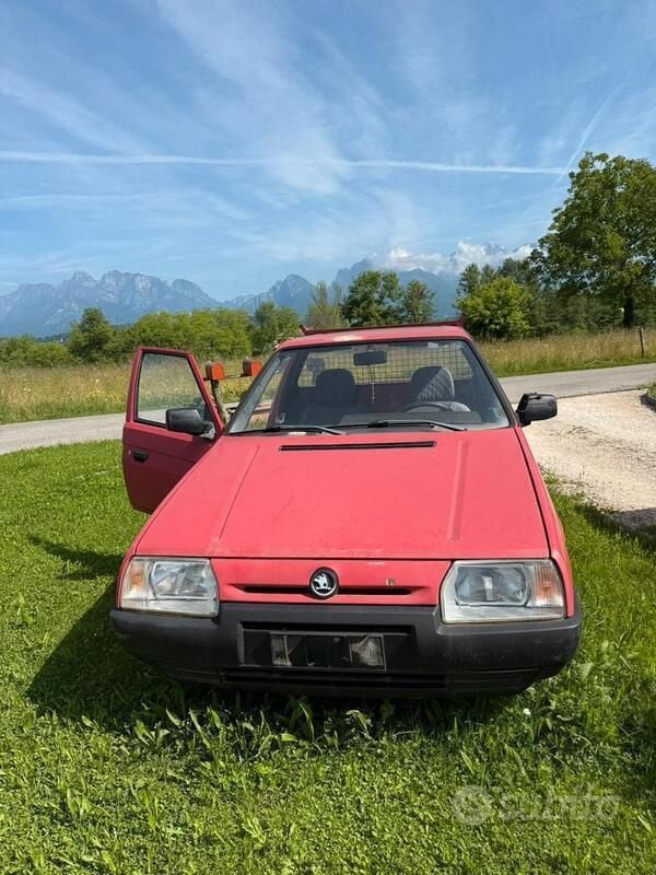 Usata Skoda Pick-up 58 CV (42 kW) 1994 Rosso Pick-up