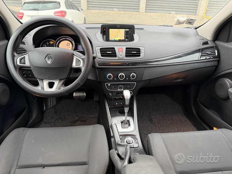 Usado Renault Mégane GT Line GT-Line 110 CV (80 kW) 2011 Gris Familiar