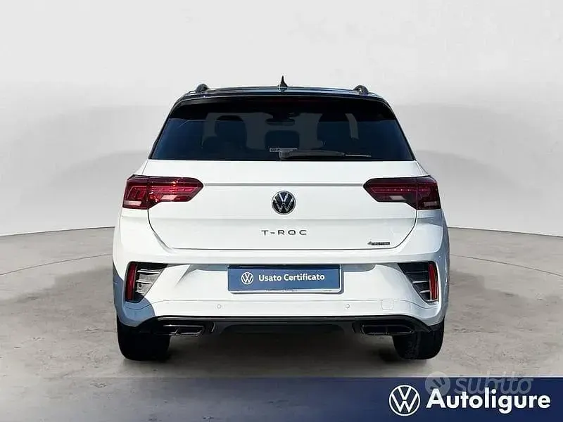 Usata VW T-Roc R-line 150 CV (110 kW) 2023 Bianco SUV