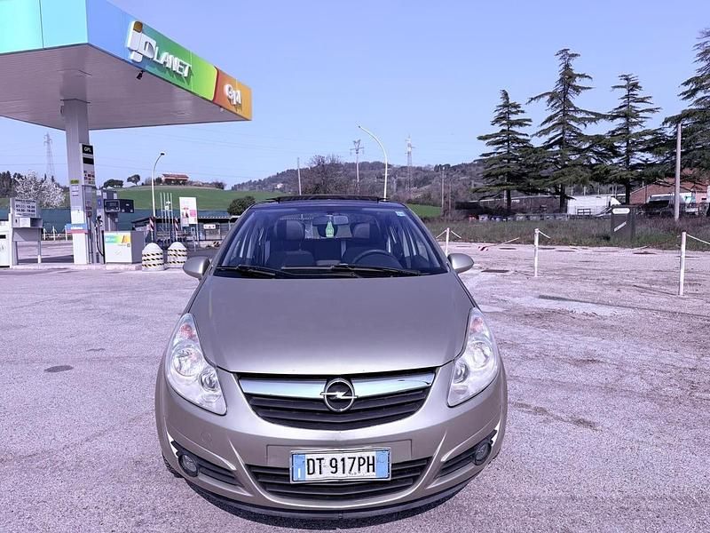Usata Opel Corsa 75 CV (55 kW) 2008 Grigio Utilitaria