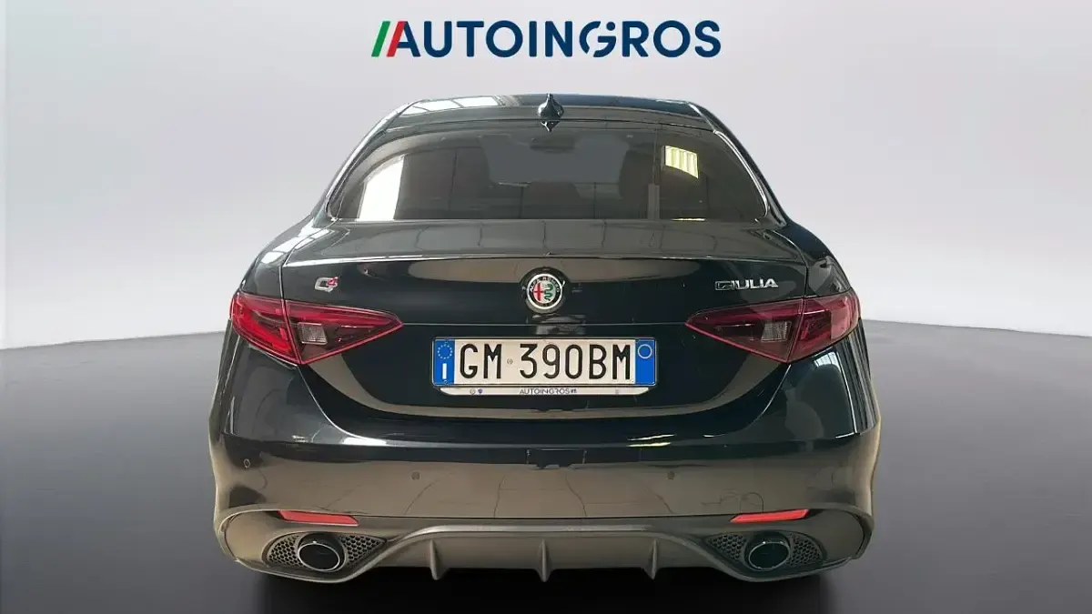 Usata Alfa Romeo Giulia Veloce 211 CV (155 kW) 2022 Nero Berlina