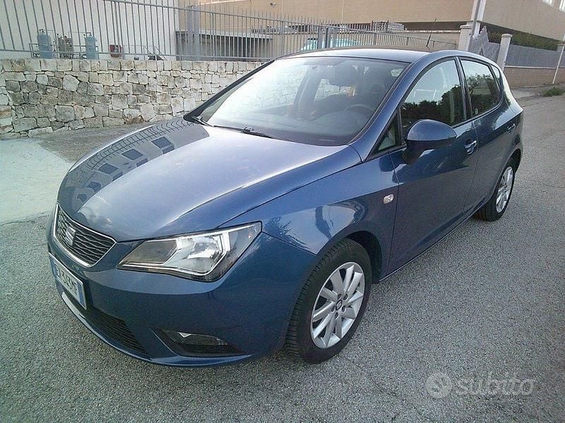 Usata Seat Ibiza Style 2014 Blu Berlina