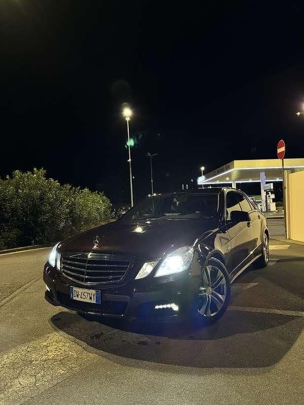 Usata Mercedes E350 Avantgarde 292 CV (214 kW) 2009 Berlina