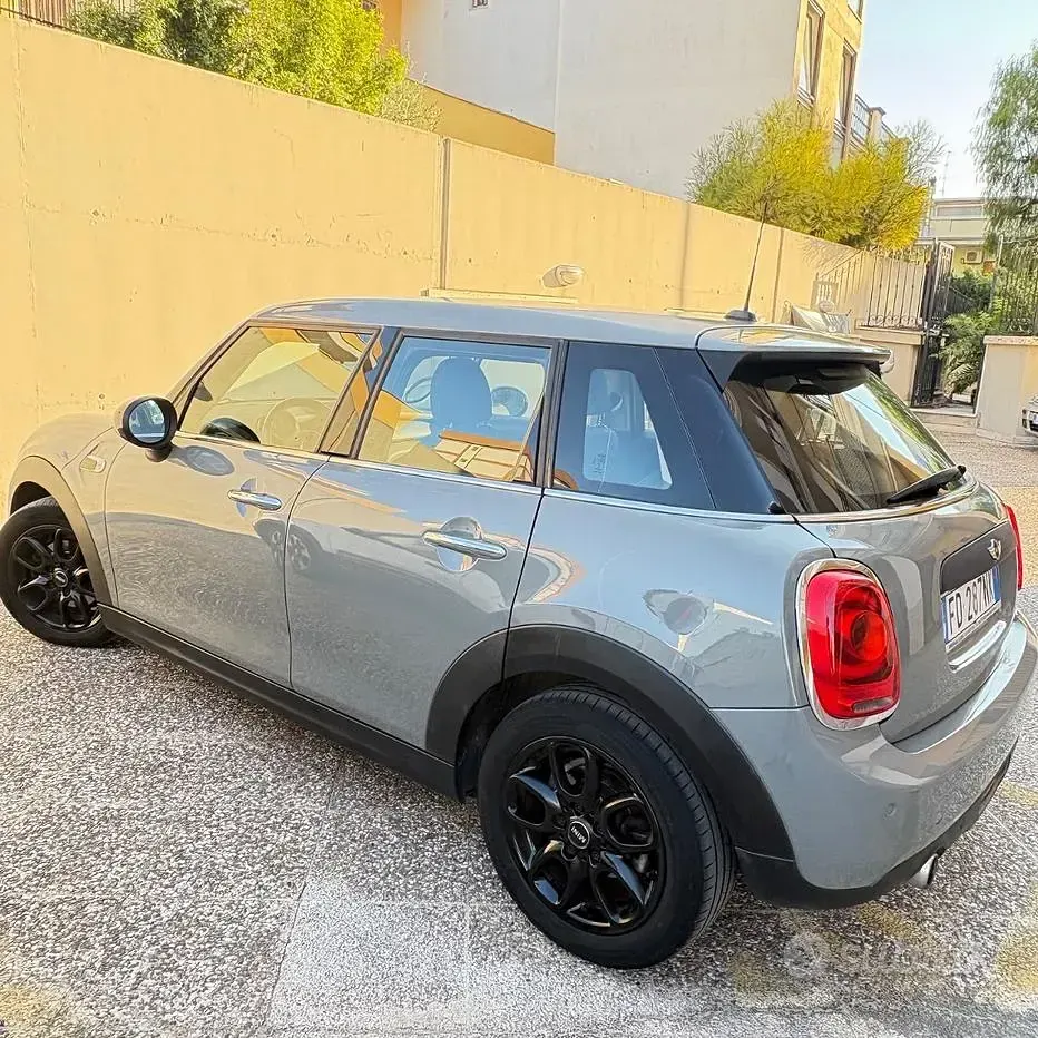 Usata Mini One D 95 CV (69 kW) 2016 Grigio Utilitaria
