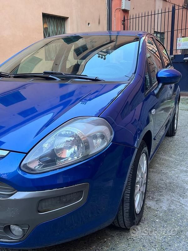 Usata Fiat Punto Evo S 75 CV (55 kW) 2011 Blu Utilitaria