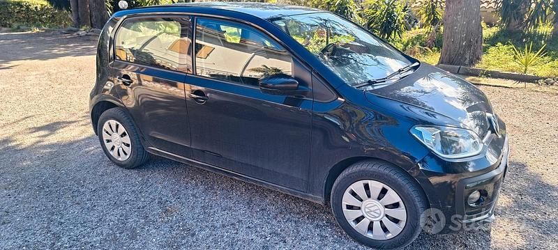 Usata VW up! 68 CV (50 kW) 2018 Nero Utilitaria