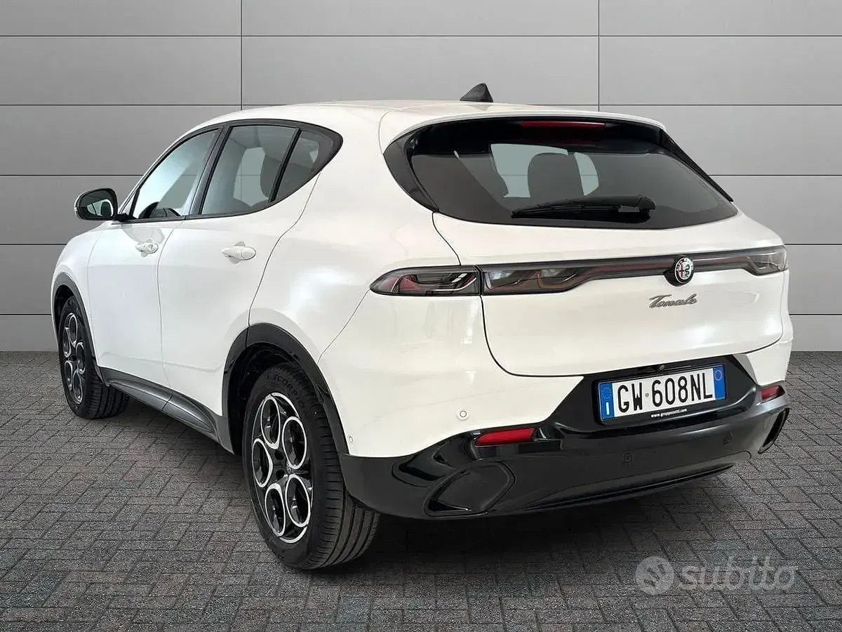 Usata Alfa Romeo Tonale Sprint 131 CV (96 kW) 2024 Bianco SUV
