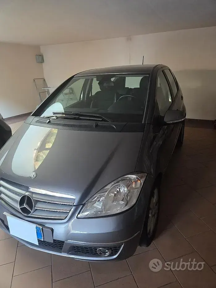 Usata Mercedes A160 2012 Grigio Utilitaria