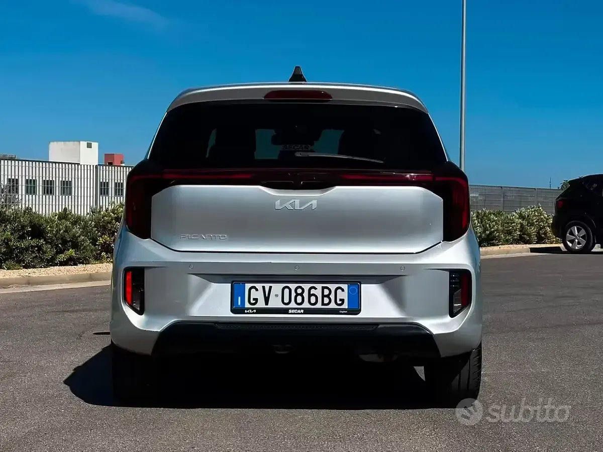 Usata Kia Picanto 63 CV (46 kW) 2024 Utilitaria