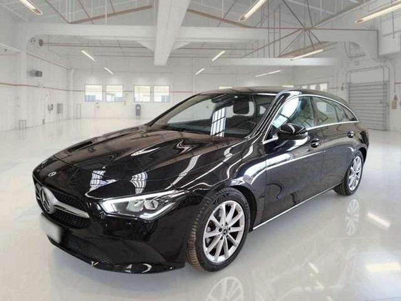 Usata Mercedes CLA200 Shooting Brake Business 150 CV (110 kW) 2021 Nero Station wagon